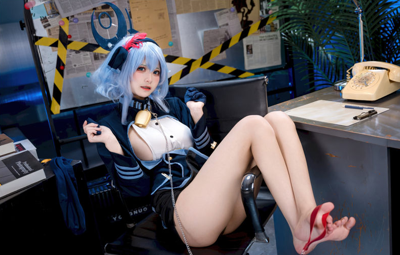 九柒喵化身《蔚蓝档案》天雨亚子——放课后的甜系特工，笑容比阳光更治愈☀️🎀