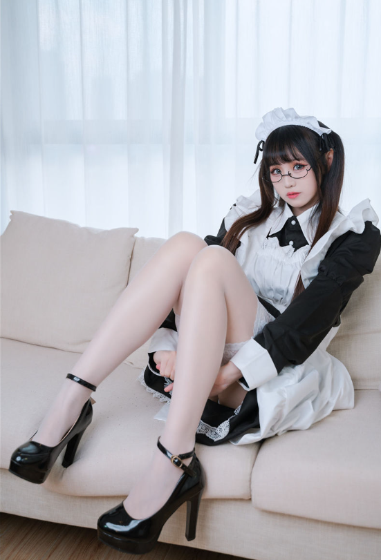 miko酱ww 生日限定女仆 [26P-277MB]