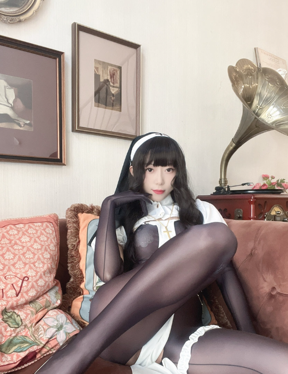 Money冷冷 Cosplay修女｜二次元cos 修女COS 复古暗黑神秘风 完美还原