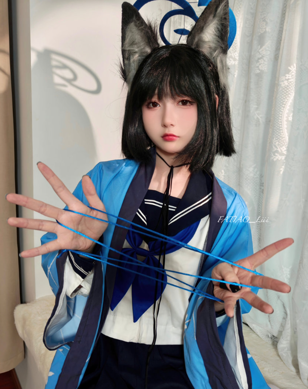 迷之呆梨 Cosplay桐生桔梗 战斗系二次元角色还原感拉满
