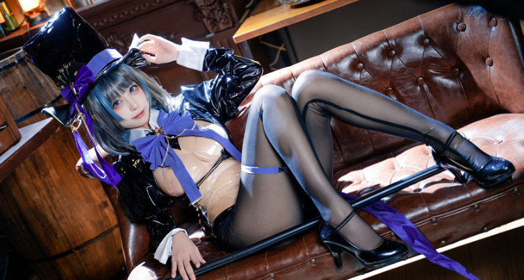 三無人型Cosplay碧蓝航线柴郡绚烂夜梦｜夜色中闪耀的二次元魅力