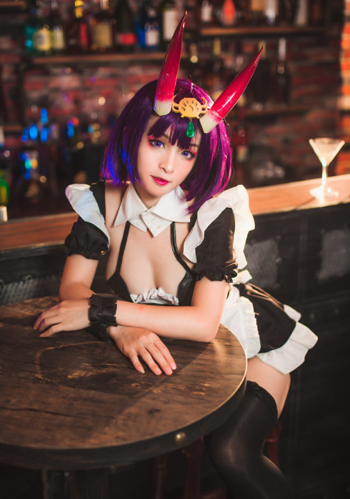 九九八吖 酒吞女仆 [70P-1004MB]