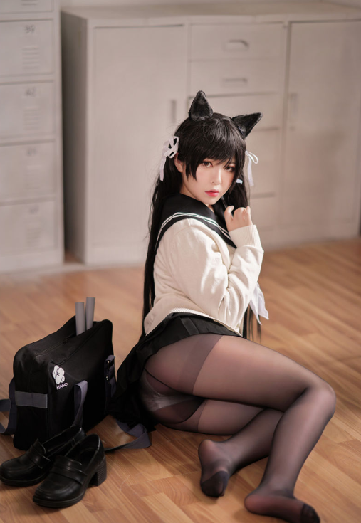 半半子 学园幻想曲 [25P-296MB]