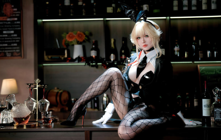 半半子 愛德ェントバニー[62P-375M]