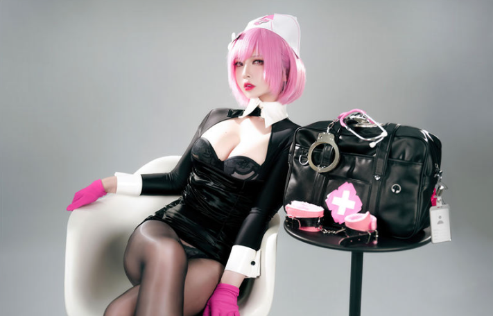 半半子 王医生 [56P-311MB]