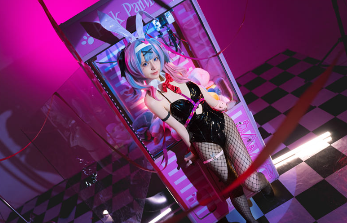 双木扶苏 兔子洞[18P-692M]