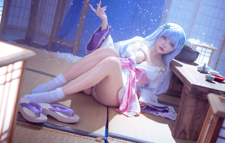 是一只熊仔吗 Cosplay| 白雪姬的冰雪幽梦