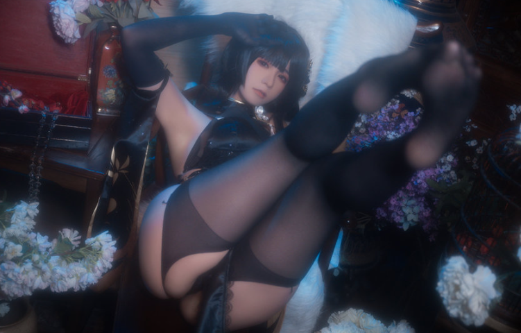 Quan冉有点饿 拖拉大王 镇海旗袍 [44P-975MB]