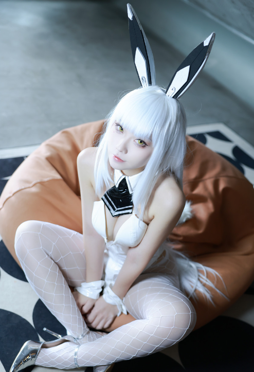 G44不会受伤 布兰儿兔女郎 [51P-858MB]