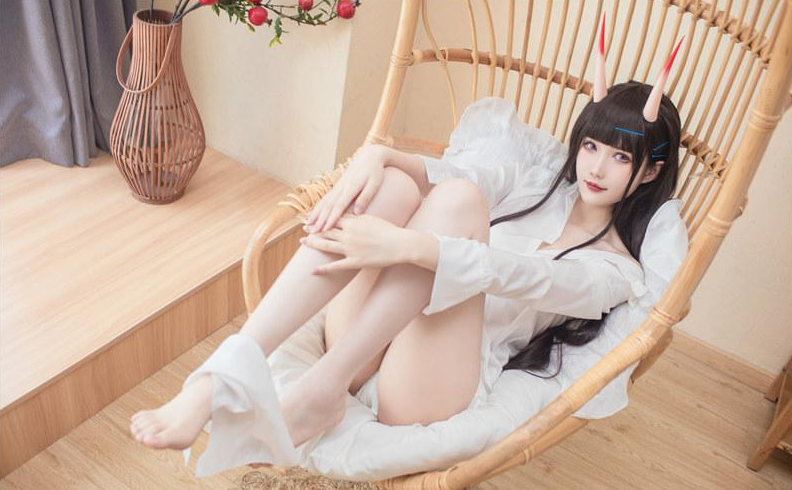 花兮_honoka 能代 宁静的六叠间[18P-380MB]