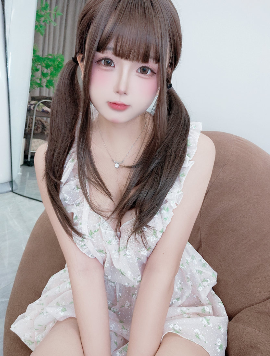 日奈娇 小围裙[25P1V-81M]