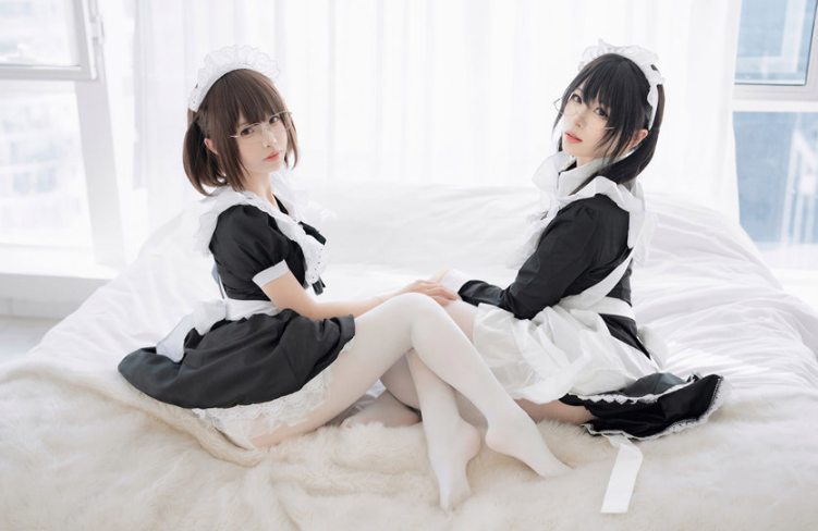 轩萧学姐&十万珍吱伏特 双人女仆[110P1V-1.27G]