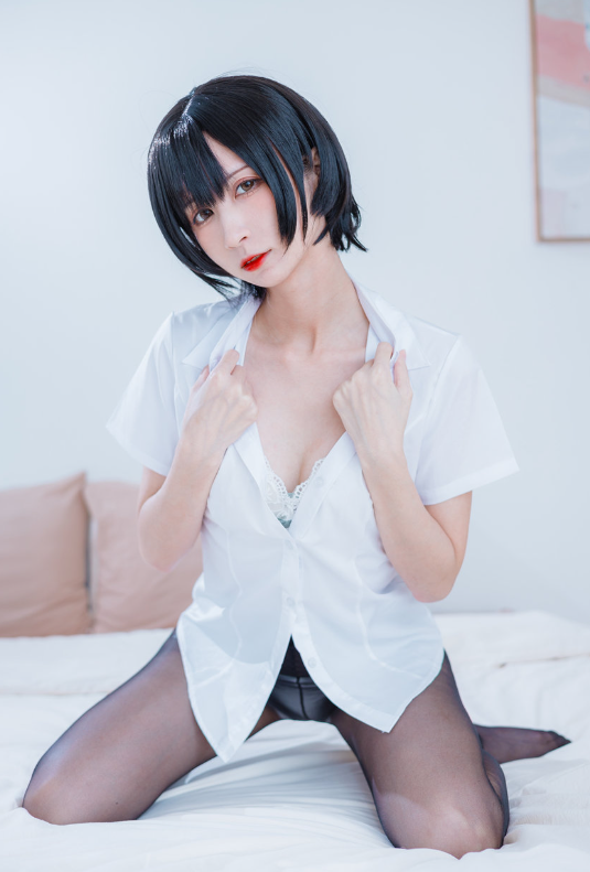 贝儿酱Miki OL装 [31P-289MB]