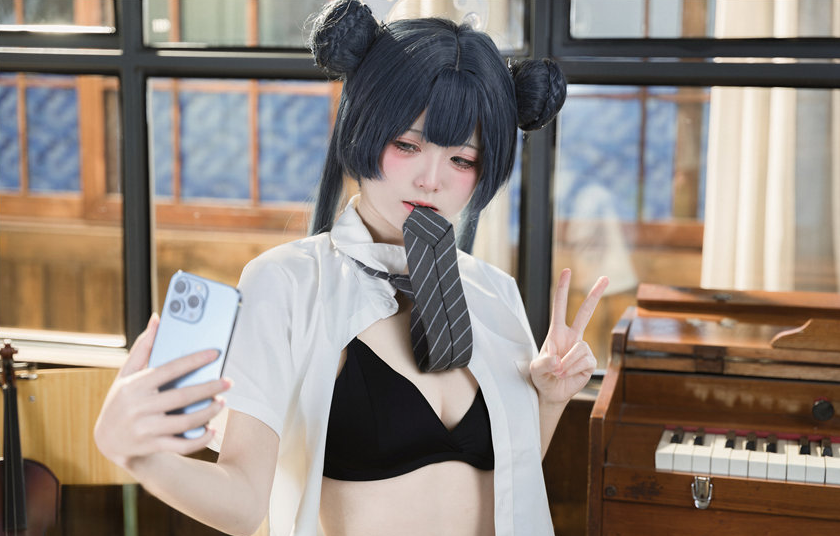 九柒喵 蔚蓝档案 妃咲JK [61P-517M]