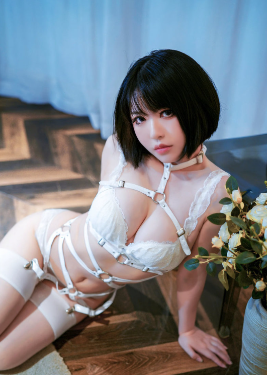半半子 纯白[45P1V-107MB]